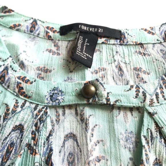 Forever 21 Blue Bell Sleeve Boho Keyhole Tunic Top - Picture 5 of 5